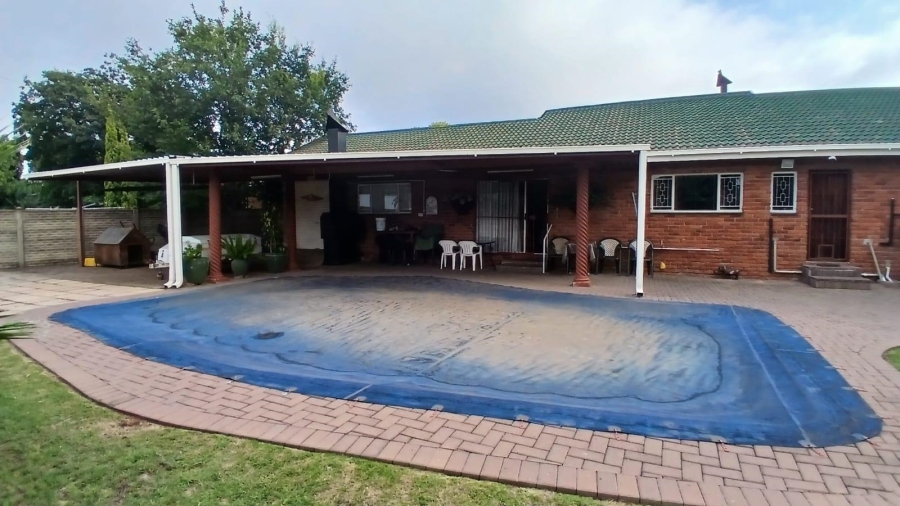 3 Bedroom Property for Sale in Fichardt Park Free State